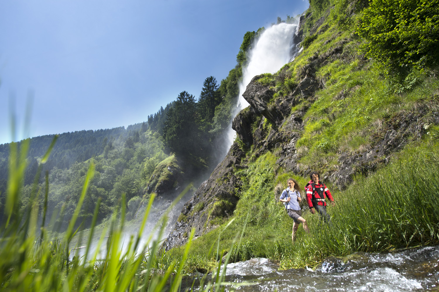 Deutsche-Politik-News.de | Geocaching am Partschinser Wasserfall  Helmuth Rier  TV Partschins